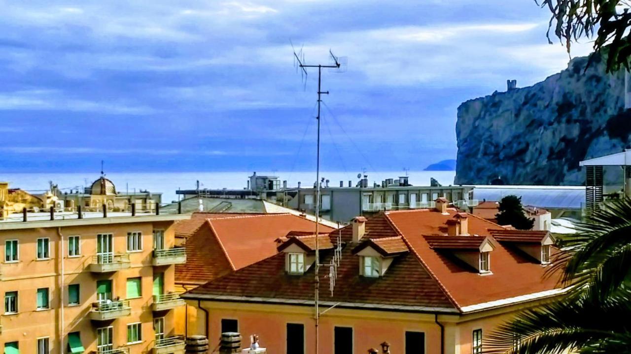 Casa Di Claude Con Posto Auto Διαμέρισμα Finale Ligure Εξωτερικό φωτογραφία