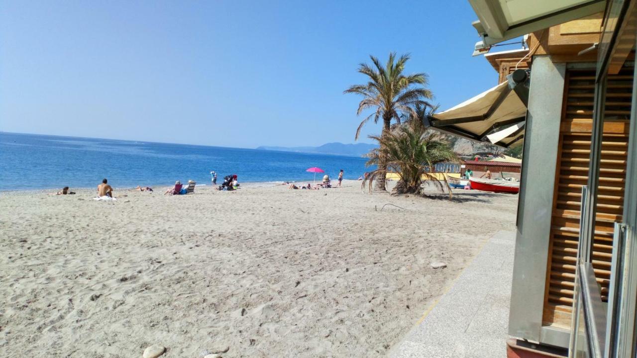 Casa Di Claude Con Posto Auto Διαμέρισμα Finale Ligure Εξωτερικό φωτογραφία