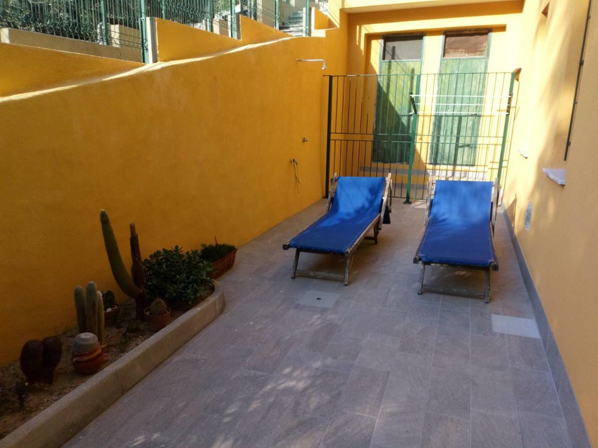 Casa Di Claude Con Posto Auto Διαμέρισμα Finale Ligure Εξωτερικό φωτογραφία
