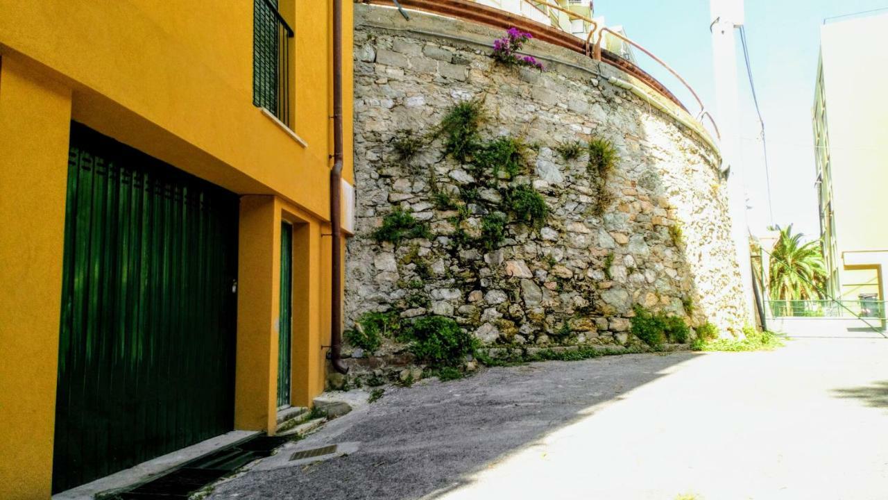 Casa Di Claude Con Posto Auto Διαμέρισμα Finale Ligure Εξωτερικό φωτογραφία